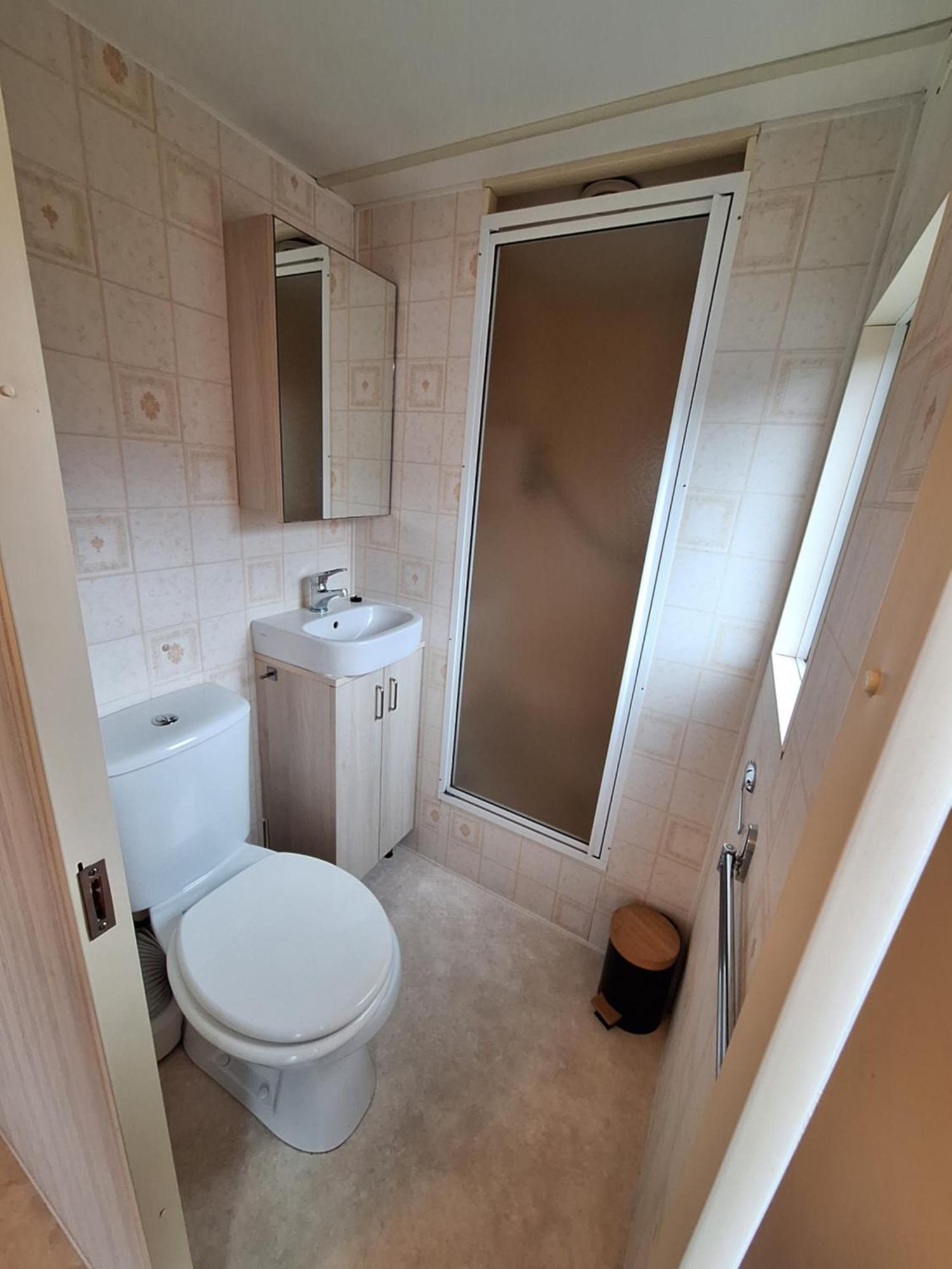 Stacaravan Elly, Minicamping De Grutte Earen Burum Exterior photo